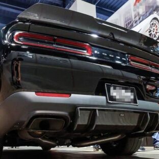 Dodge Challenger カーボンリアディフューザー ダッジ チャレンジャー ヘルキャット