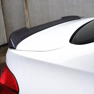 BMW M3 F80 M4 F82 カーボンリアスポイラー