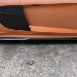 Audi R8 カーボンサイドスカート アウディ