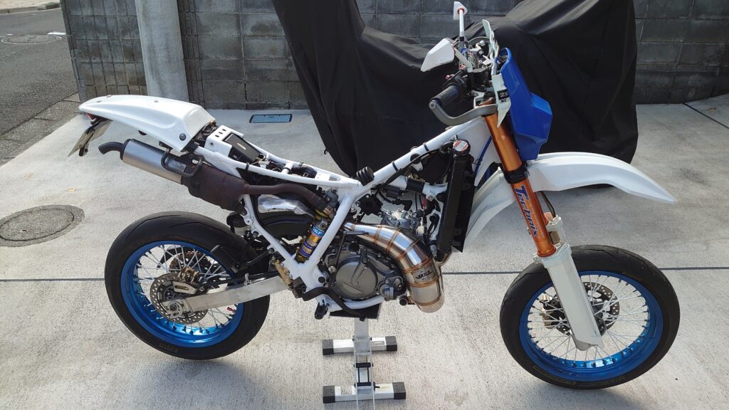 スズキ TS200R （SH12A） サービスガイド スズキ TS200R SH12A 奇跡の納屋物 低走行1421km 実働 書類付き
